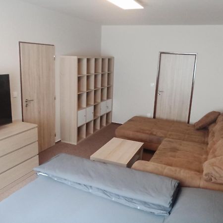Kraliky Apartman ภายนอก รูปภาพ