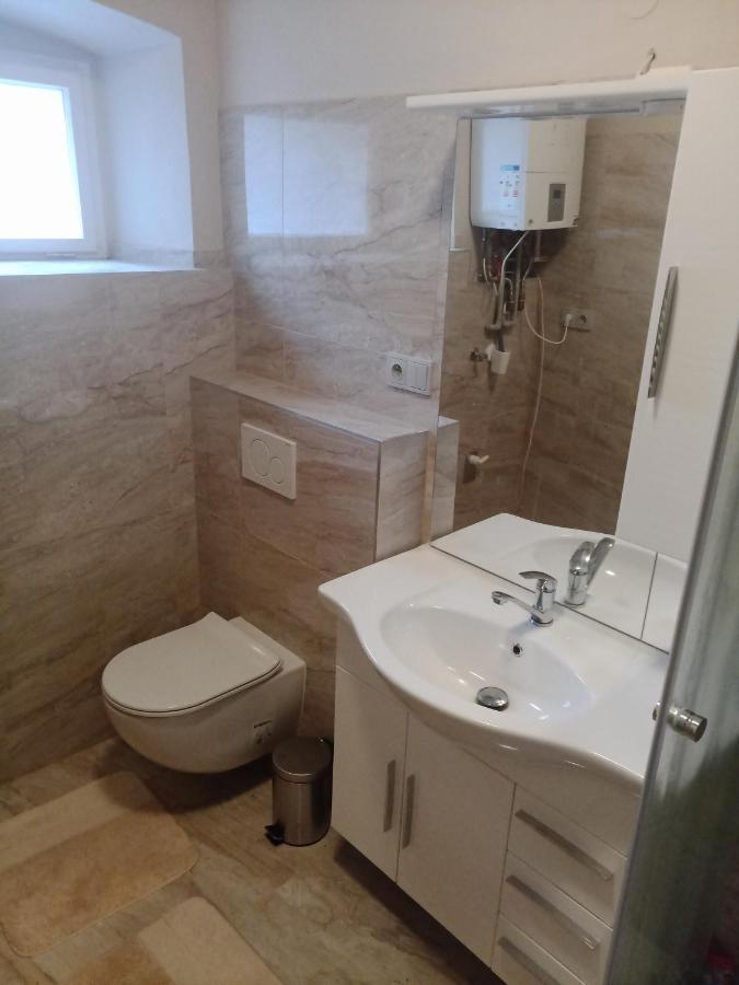 Kraliky Apartman ภายนอก รูปภาพ
